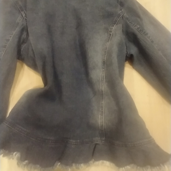 Epic super  cute sexy jean jacket‎ - Picture 7 of 8